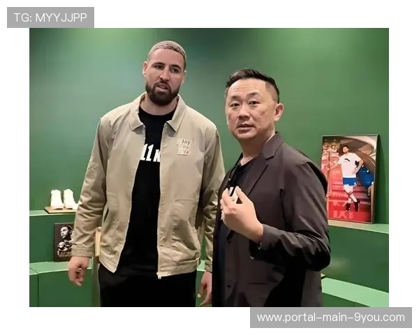 克莱·汤普森谈安踏终身合约：合作12年如家人，在达拉斯找到新归宿